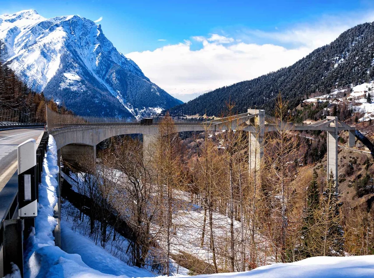 Alpine Crossing from Visp — Simplon Pass for Motorhomes & Campers