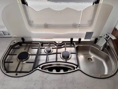 Hymer Eriba Nova 555 Photo 6