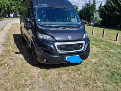 Bravia Mobil 636 Photo 3