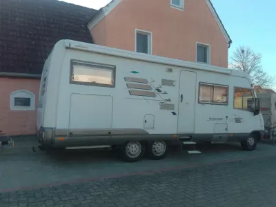 Hymer E700 Photo 3