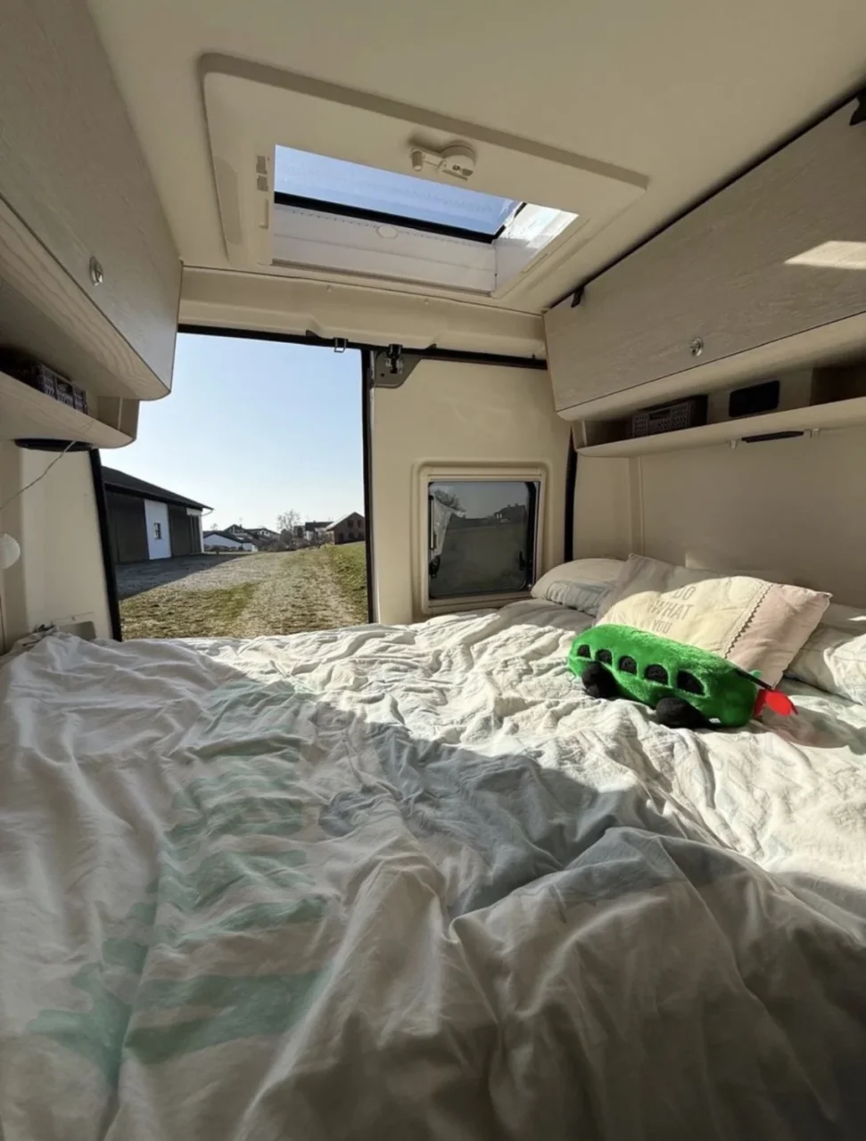 Tourne 435/ Luftfahrwerk/ 150Ah Lithium/ Winterpaket - Bild 13